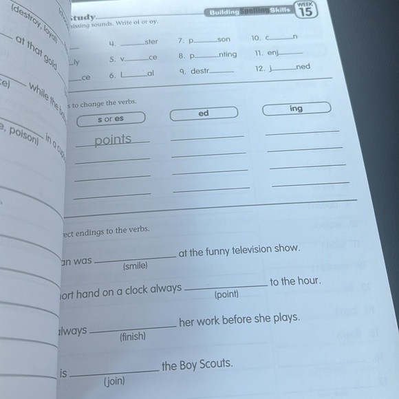 Building spelling skills grade 3 learning book - Picture 3 of 4